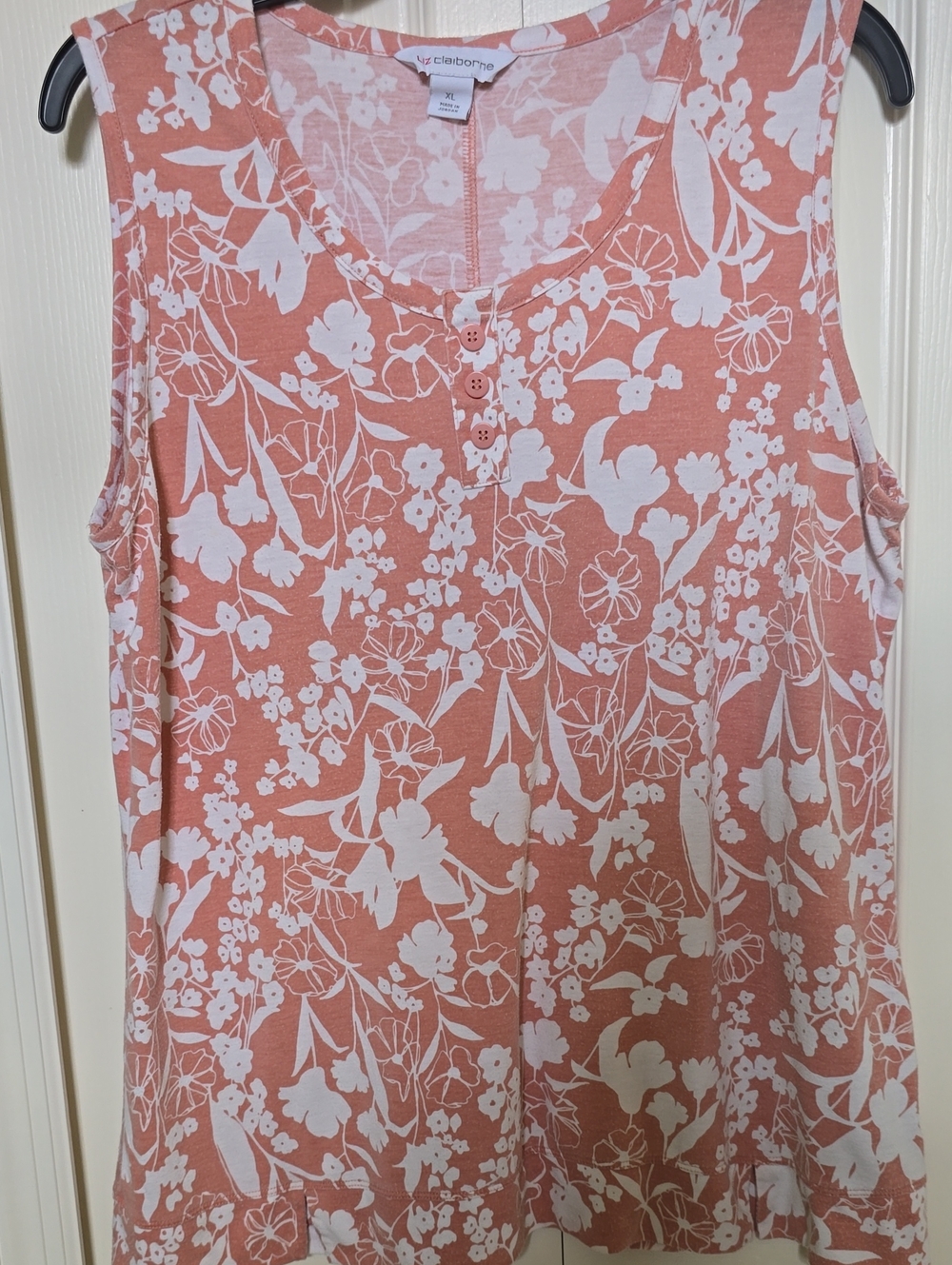 Liz Claiborne Womens Peach Floral Sleeveless Top